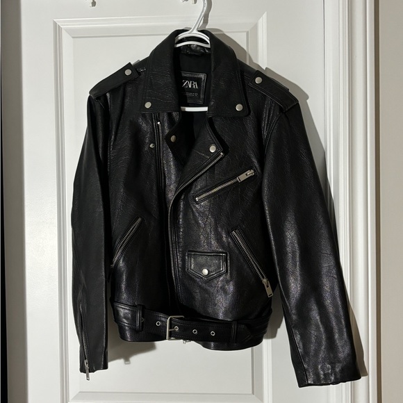 Zara black leather jacket - Picture 1 of 4
